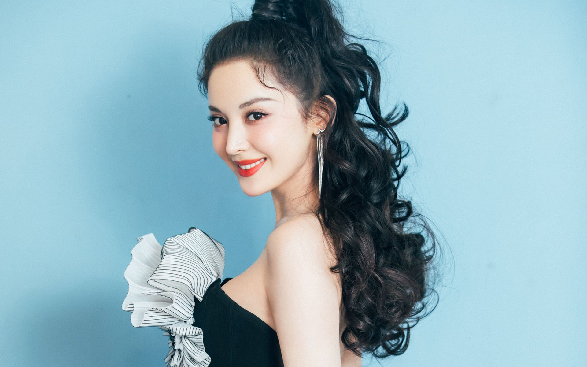 《Dota 2传奇再现，逆转赛场奇迹》，dota2传奇战队