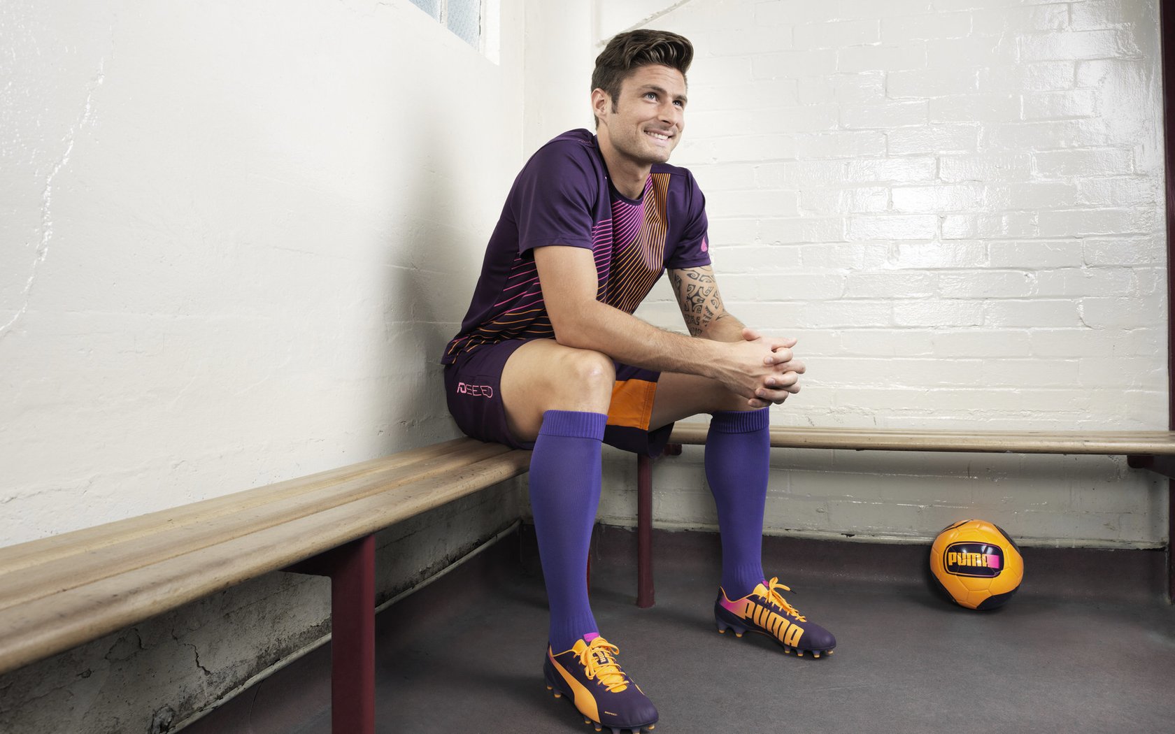 意大利女足队团结一心,收获胜利,意大利女足甲级