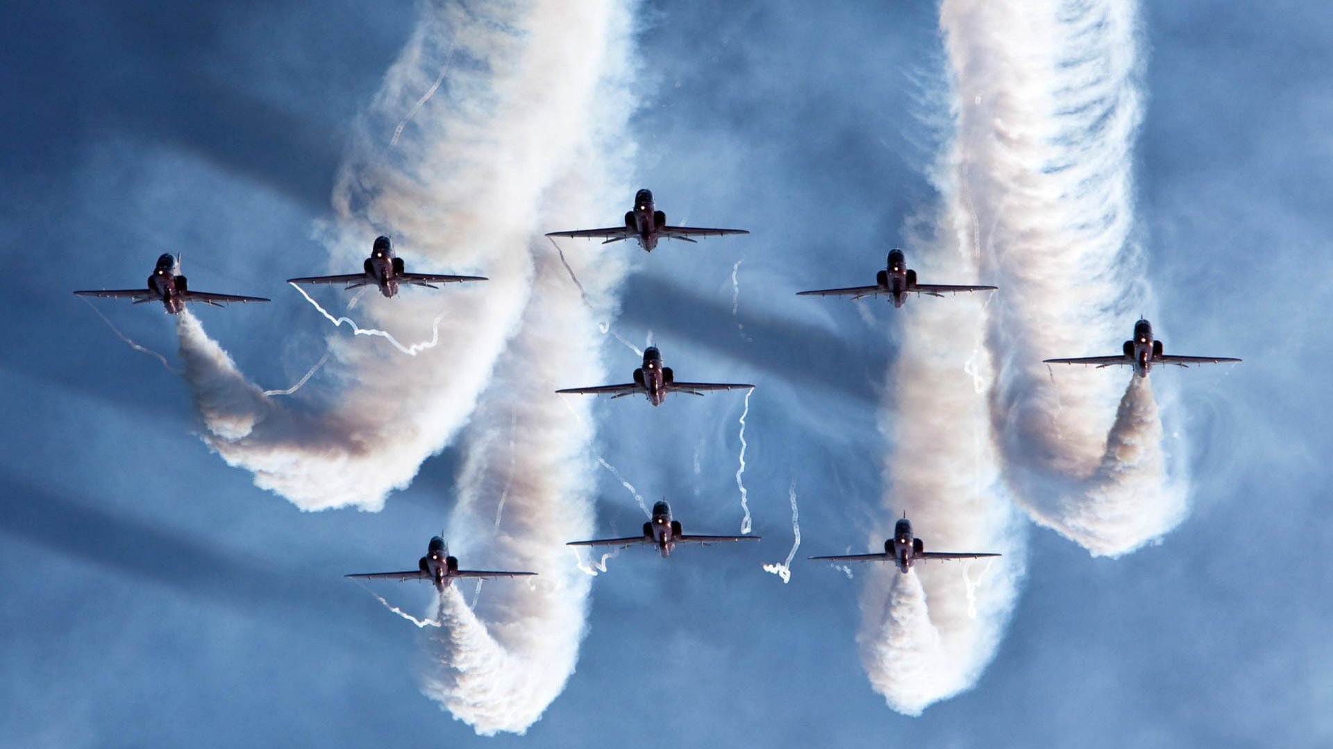 女篮主教练采访中强调细节决定比赛成败引发热烈讨论,女篮球队教练